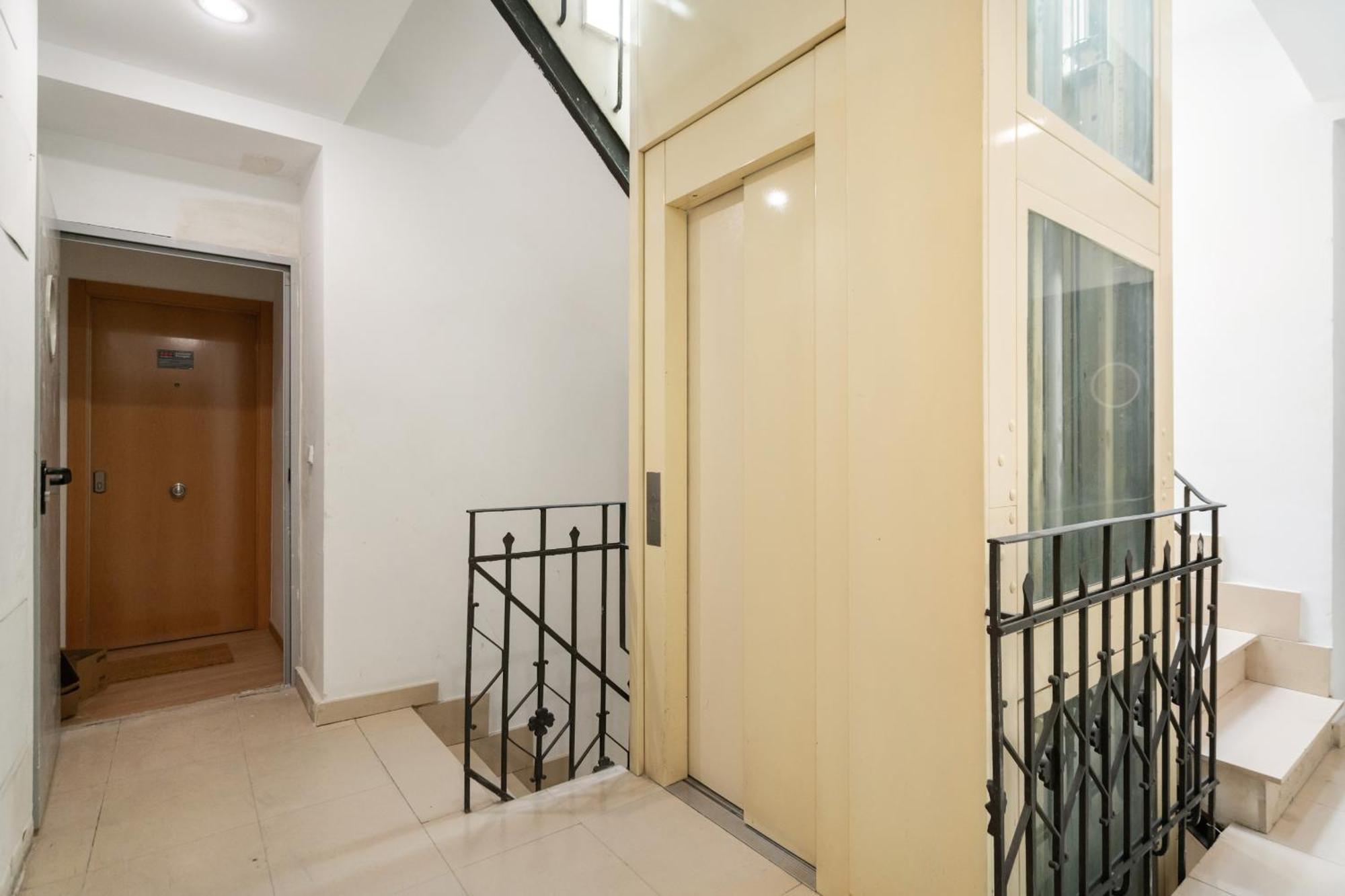 Apartamento En La Avenida De La Albufera Alquiler Temporal Мадрид Екстериор снимка